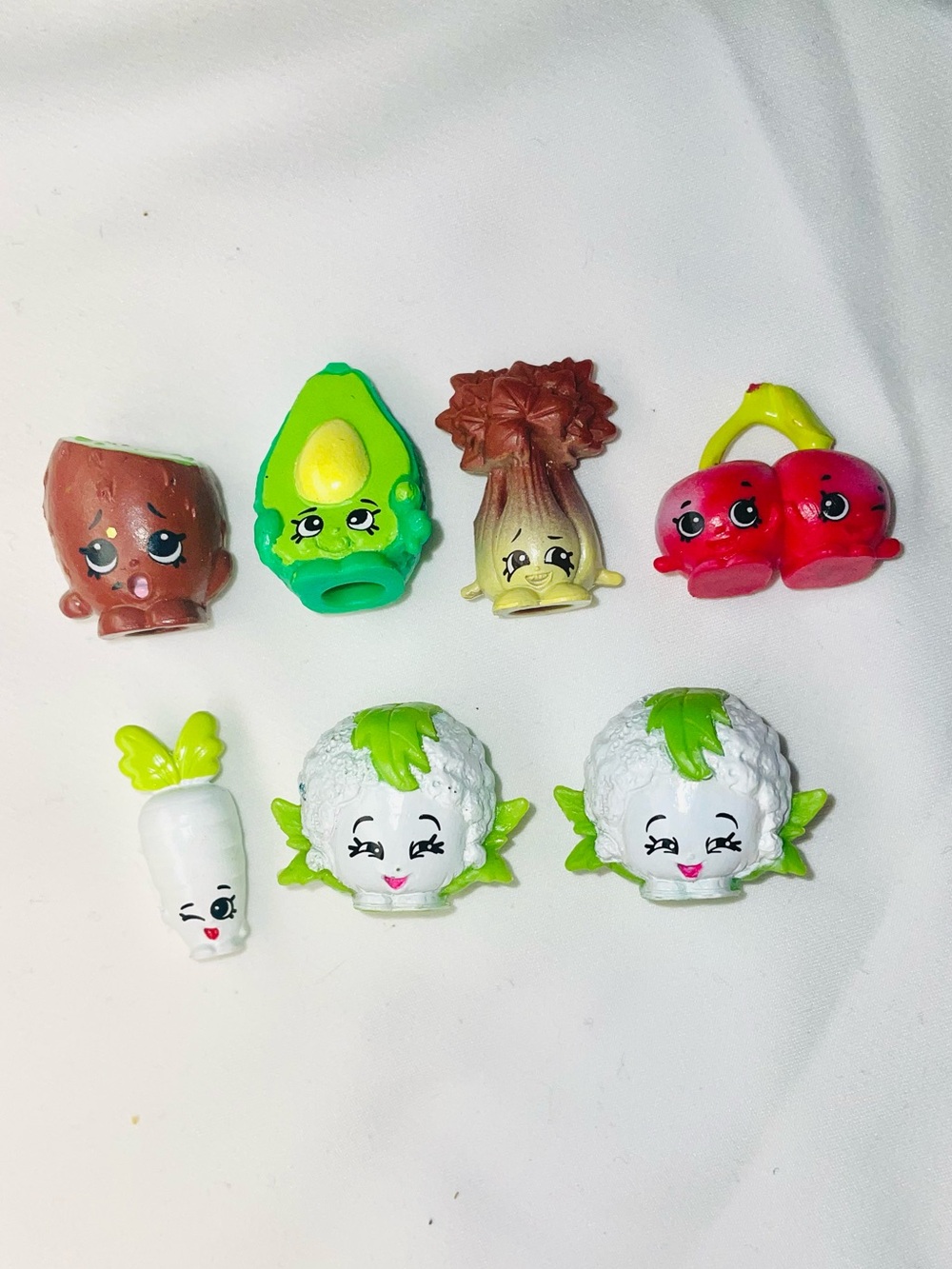 Shopkins Fruit & Veg Collection- Pee Wee Kiwi, Dippy Avocado, Super Celery… more